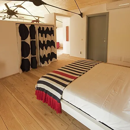 Casa Di Corno Bed & Breakfast